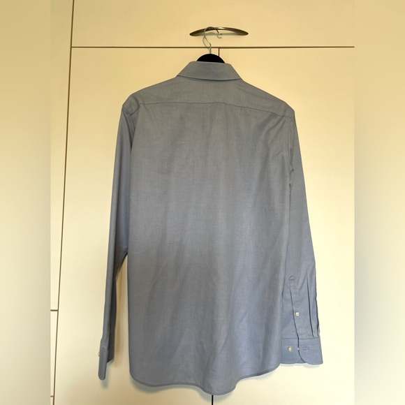 Uniqlo Non-iron Dress Shirt - Picture 2 of 4